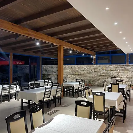 Hotel Zverneci 3* Zverneci