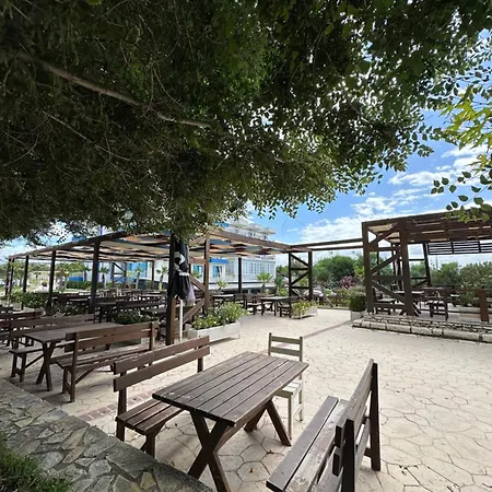 Ξενοδοχείο Hotel Zverneci 3*