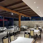 Hotel Zverneci 3* Zverneci