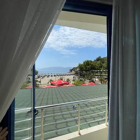 Hotel Zverneci ホテル Zverneci