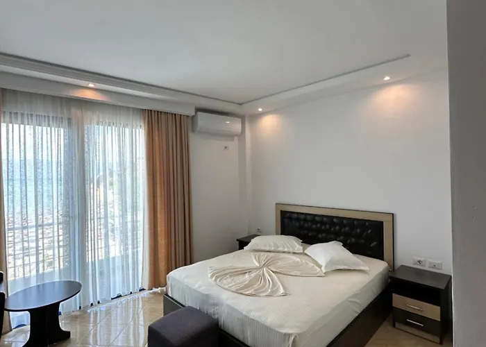 Hotel Zverneci 3*